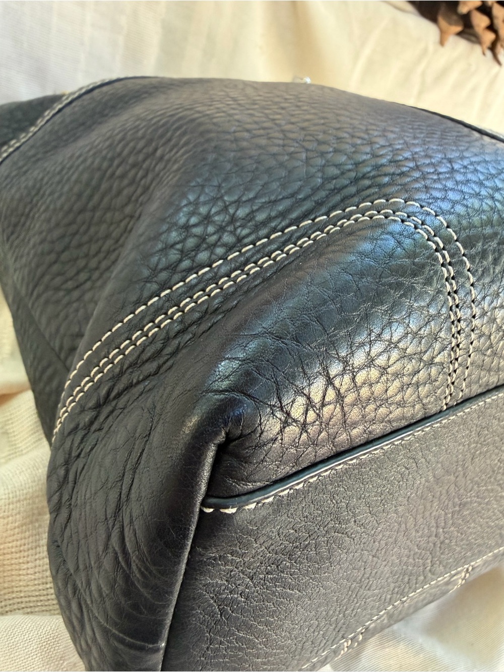 Coach Hampton Tote - Picture 13 of 15